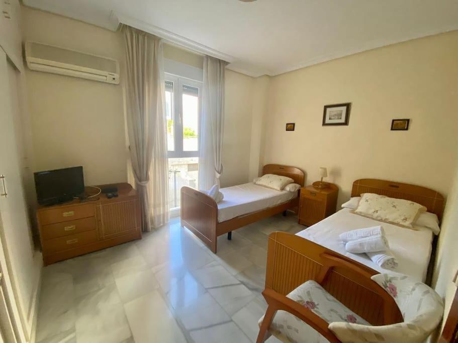 Rentalsevilla Luis De Morales ภายนอก รูปภาพ